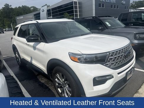 Used 2023 Ford Explorer Limited w/ Equipment Group 301A RWD image 2