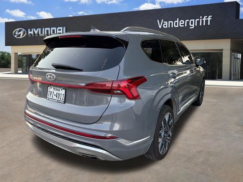 Used 2023 Hyundai Santa Fe Calligraphy FWD image 3