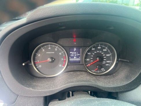 Used 2017 Subaru Crosstrek 2.0i Premium AWD/4WD image 8