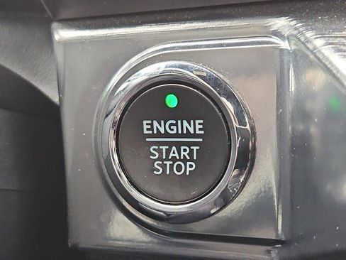 Used 2021 Ford F150 Lariat image 16