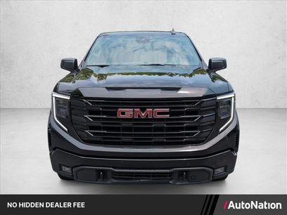 Used 2025 GMC Sierra 1500 Elevation