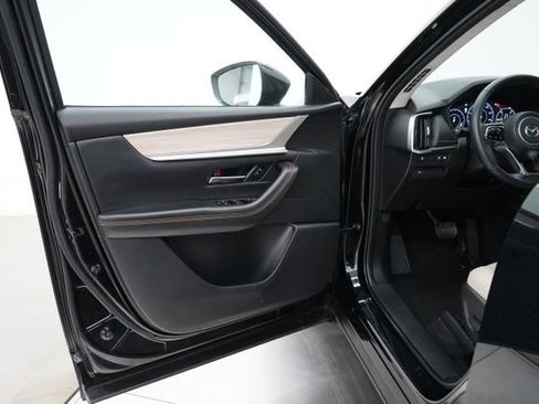 Used 2024 MAZDA CX-90 Plug-In Hybrid w/ Preferred image 33