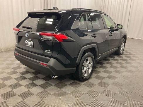 Used 2023 Toyota RAV4 XLE w/ XLE Grade Weather Package image 7