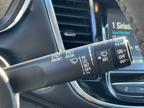 Used 2017 Chevrolet Trax Premier image 35