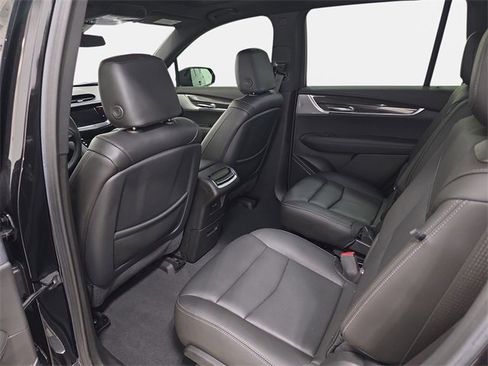 Certified 2023 Cadillac XT6 Sport image 10