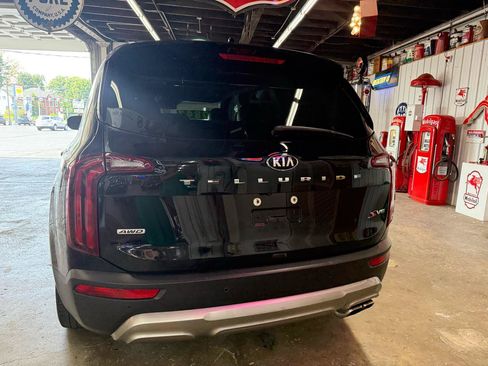 Used 2020 Kia Telluride S AWD/4WD image 4