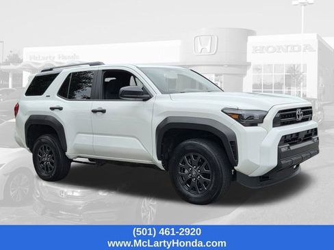 Used 2025 Toyota 4Runner SR5 AWD/4WD image 5