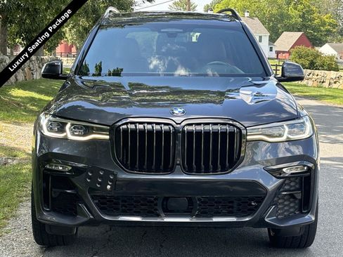 Used 2021 BMW X7 M50i AWD/4WD image 3