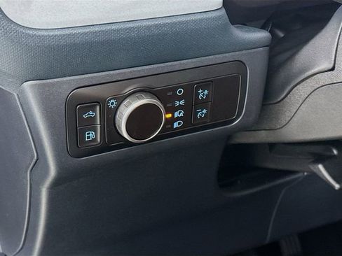 Certified 2024 Ford Maverick Lariat image 12