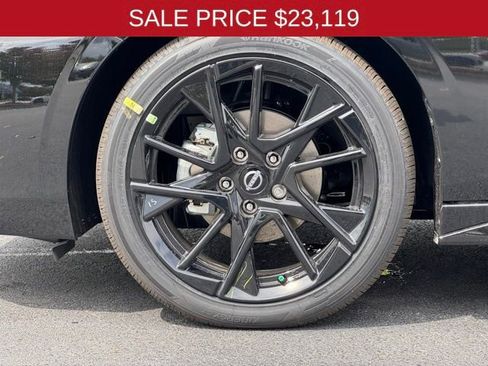 New 2025 Nissan Sentra SR image 24