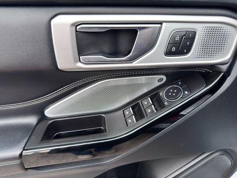 Used 2022 Ford Explorer ST w/ Equipment Group 401A image 11