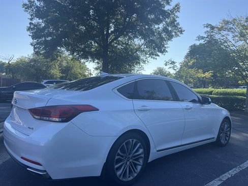 Used 2016 Hyundai Genesis 3.8 AWD/4WD image 5