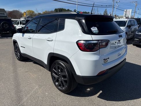 Certified 2026 Jeep Compass Limited AWD/4WD image 3