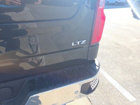 Certified 2026 Chevrolet Silverado 1500 LTZ w/ LTZ Premium Package image 6