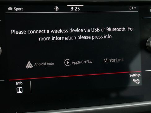 Used 2023 Volkswagen Taos SEL AWD/4WD image 28