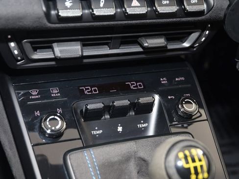 Used 2024 Porsche 911 GT3 image 43