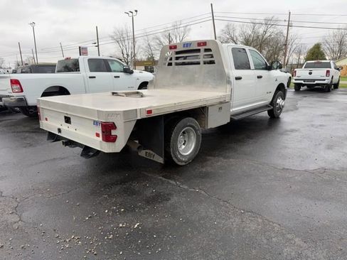 Used 2022 RAM 3500 Tradesman w/ Chrome Appearance Group image 3