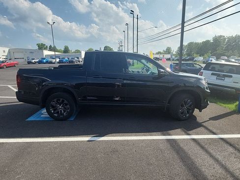 Used 2023 Honda Ridgeline Sport image 8
