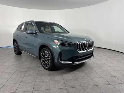 Used 2025 BMW X1 xDrive28i AWD/4WD image 7