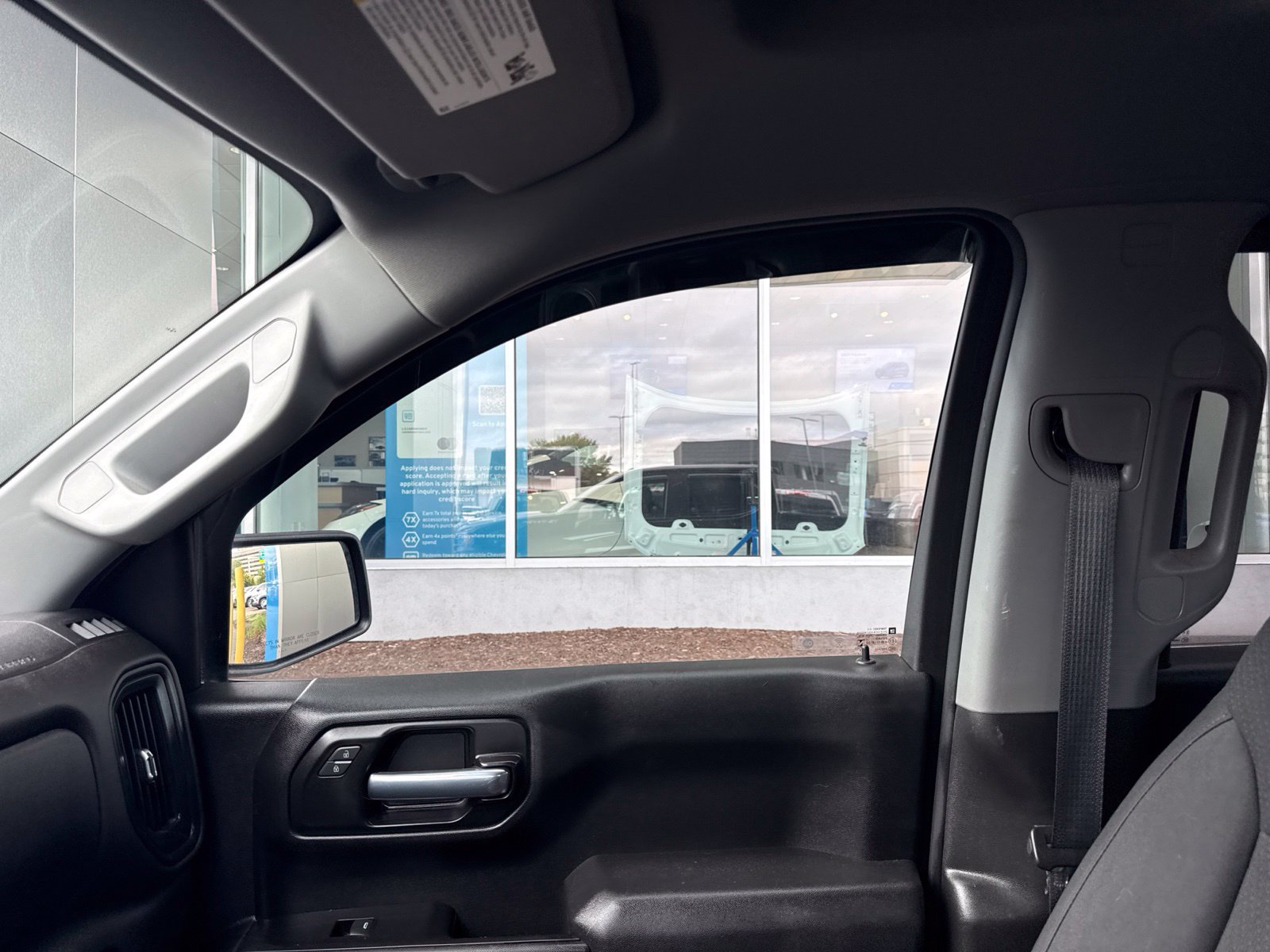 Used 2021 Chevrolet Silverado 1500 Custom w/ Safety Confidence Package AWD/4WD image 23
