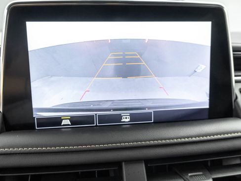 Used 2021 GMC Yukon XL SLT image 26