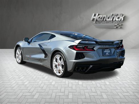 Used 2023 Chevrolet Corvette Stingray Preferred Cpe w/ Z51 Performance Package RWD image 8