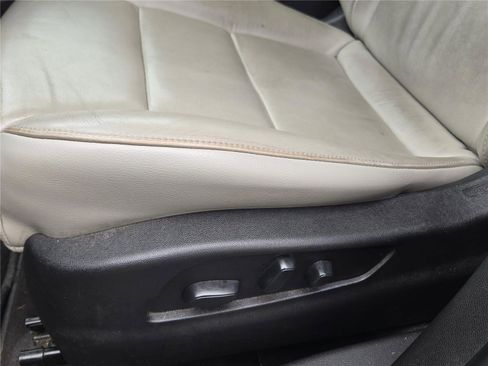 Used 2019 Cadillac XT4 Premium Luxury w/ Driver Awareness Package FWD image 18