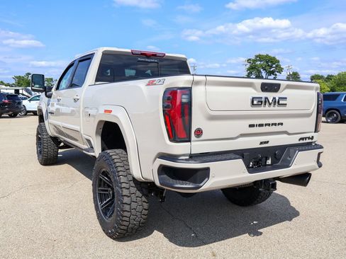New 2026 GMC Sierra 2500 AT4 w/ Technology Package AWD/4WD image 6