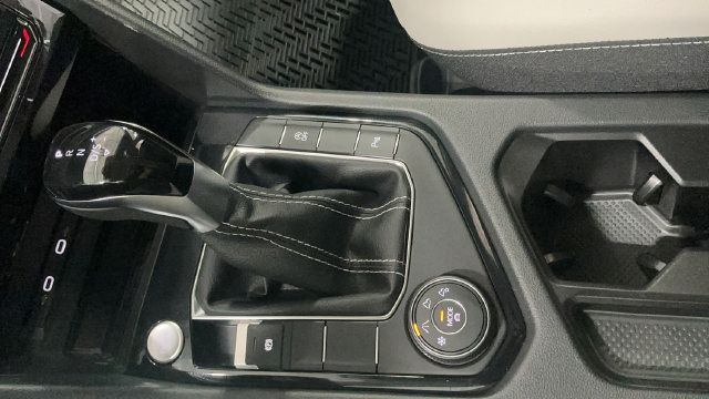 New 2026 Volkswagen Taos SE AWD/4WD image 22