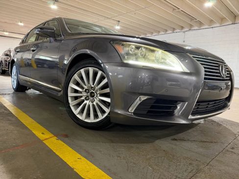 Used 2013 Lexus LS 460 L w/ Preferred Accessory Package AWD/4WD image 5
