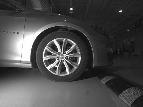 Used 2021 Chevrolet Malibu LT image 7