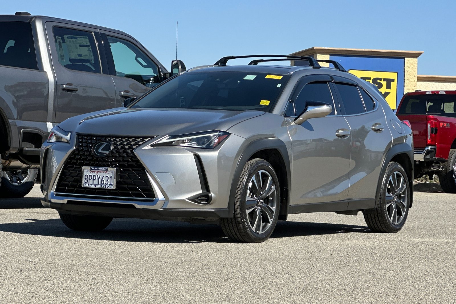 Used 2019 Lexus UX 200 w/ Premium Package FWD image 8