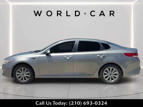 Used 2018 Kia Optima LX w/ 17" Alloy Wheels Package FWD image 6