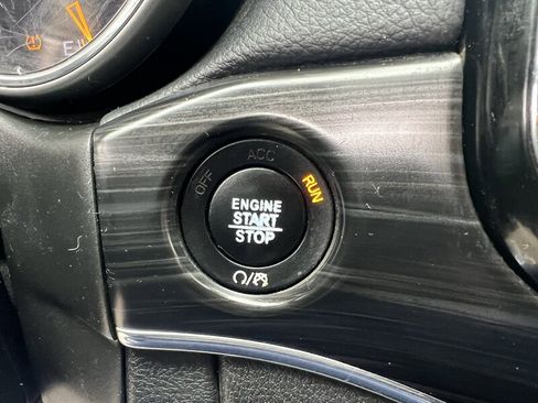 Used 2020 Jeep Grand Cherokee Limited image 20