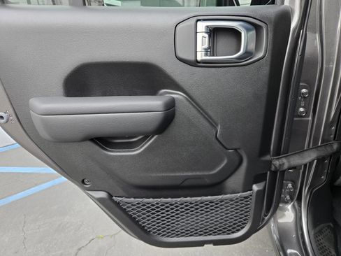 New 2026 Jeep Gladiator Sport image 27