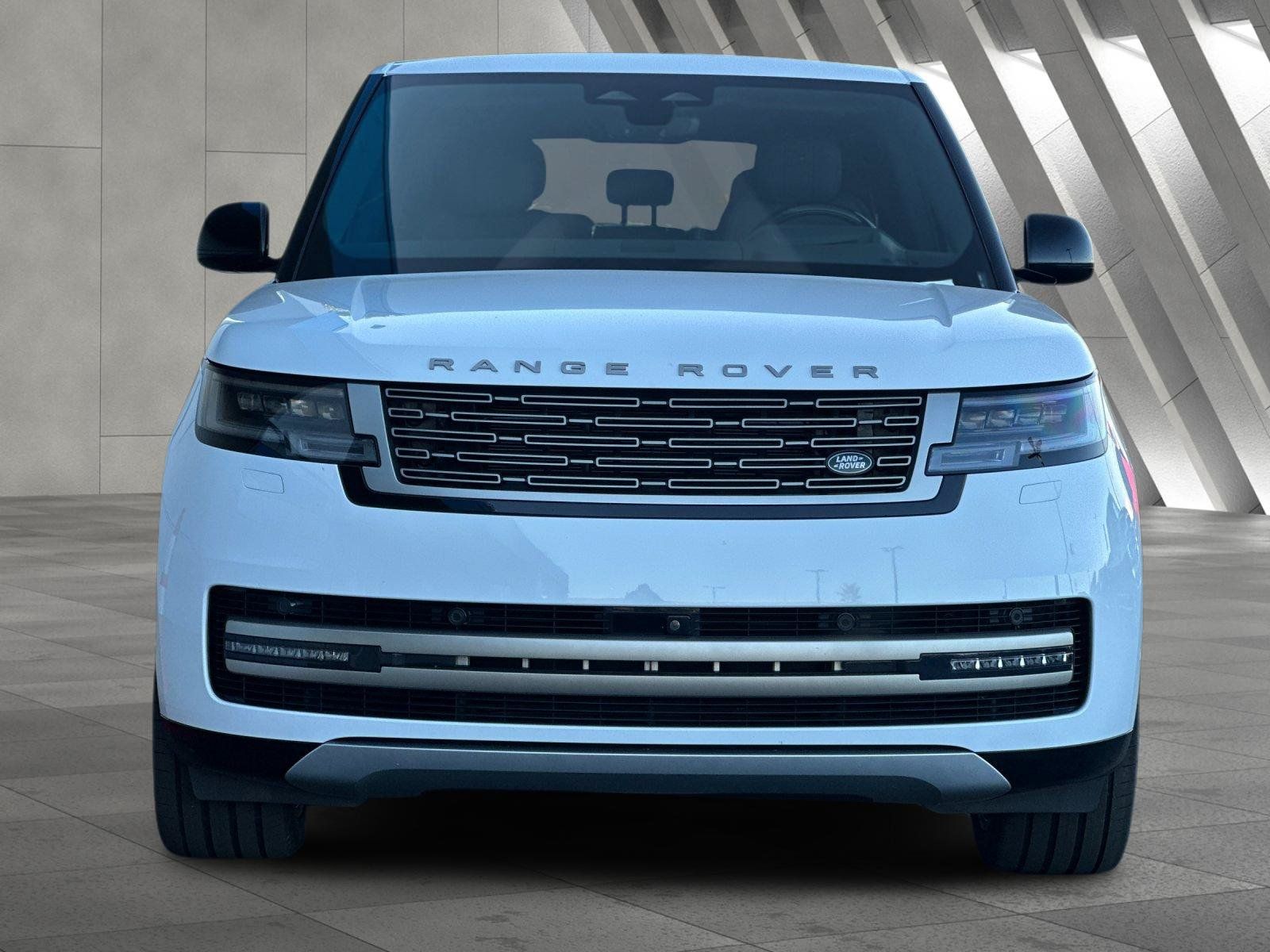 Used 2024 Land Rover Range Rover SE AWD/4WD image 9
