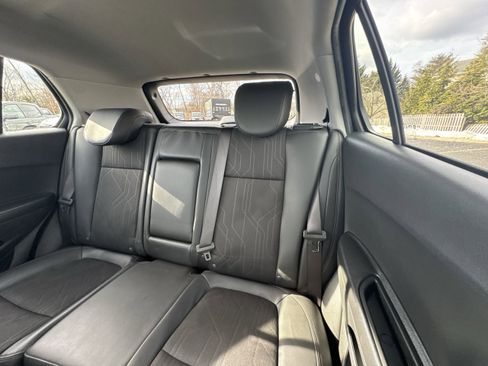 Used 2022 Chevrolet Trax LT w/ Sport Edition image 26