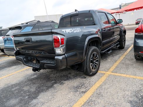 Used 2023 Toyota Tacoma TRD Sport w/ Technology Package AWD/4WD image 8