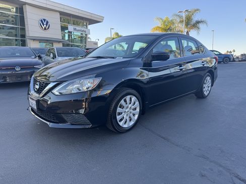 Used 2016 Nissan Sentra SV image 5