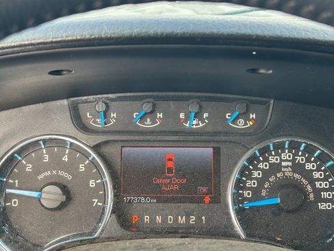 Used 2014 Ford F150 XLT w/ Equipment Group 302A Luxury image 20