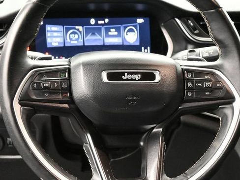 Used 2021 Jeep Grand Cherokee L Laredo RWD image 8