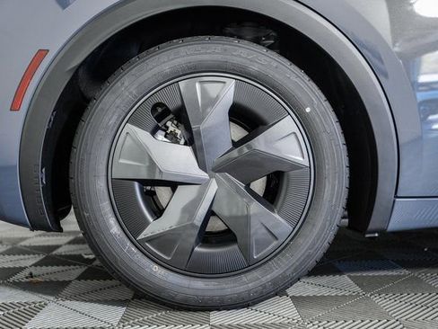 New 2026 Toyota Prius Plug-In Hybrid FWD image 21