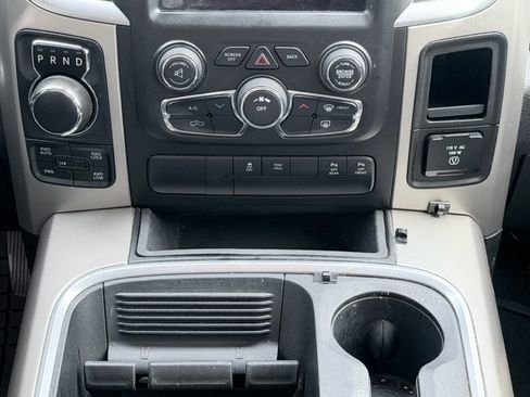 Used 2018 RAM 1500 Big Horn AWD/4WD image 16