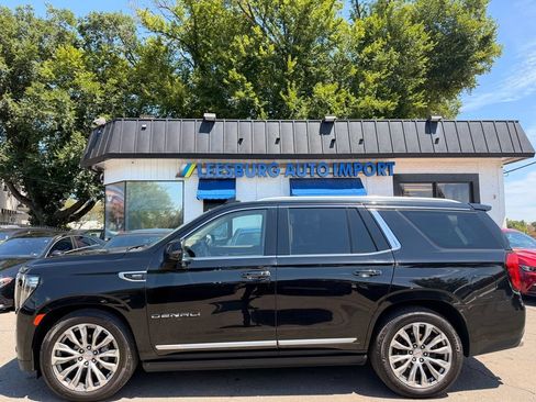 Used 2021 GMC Yukon Denali w/ Denali Ultimate Package AWD/4WD image 3