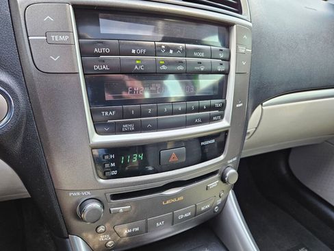 Used 2011 Lexus IS 250 image 21
