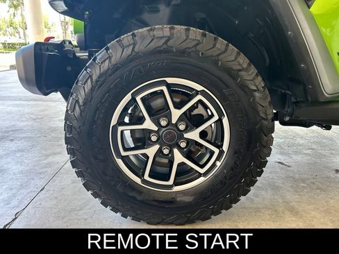 Used 2026 Jeep Wrangler Unlimited Rubicon AWD/4WD image 14