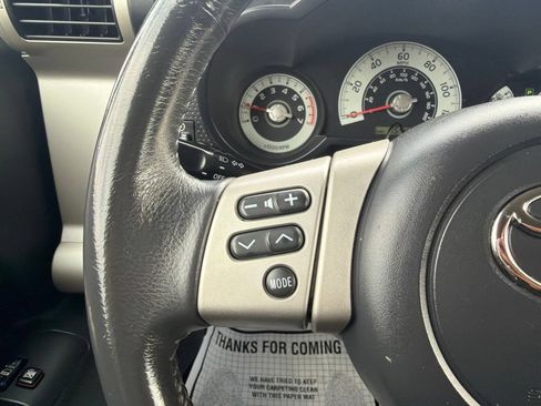 Used 2007 Toyota FJ Cruiser 4WD w/ Upgrade Pkg 2 image 24