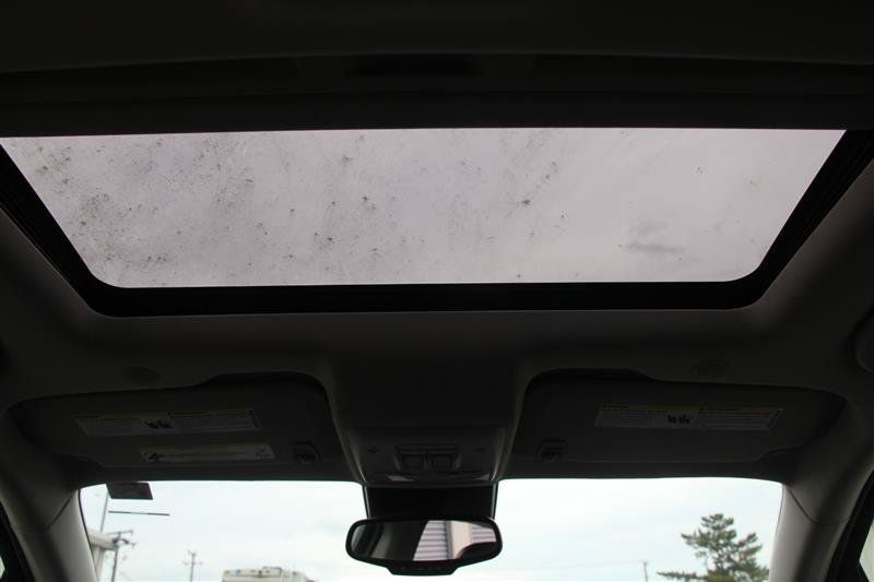 Used 2019 Buick Encore Essence AWD/4WD image 25