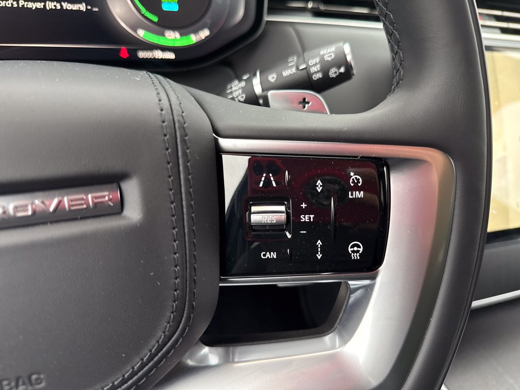 New 2025 Land Rover Range Rover SE AWD/4WD image 21