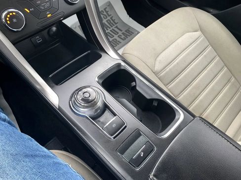 Used 2020 Ford Fusion S image 16